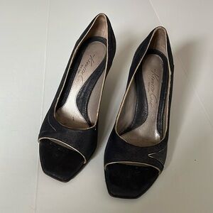 Kenneth Cole Peep Toe Pumps